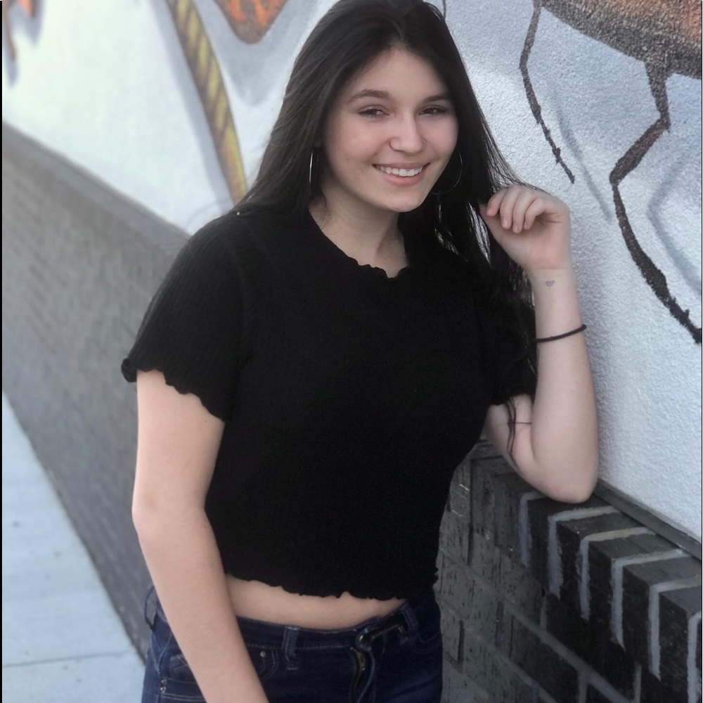 Meet your Posher, Abby